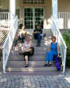 crowd_on_steps_700.jpg (173235 bytes)